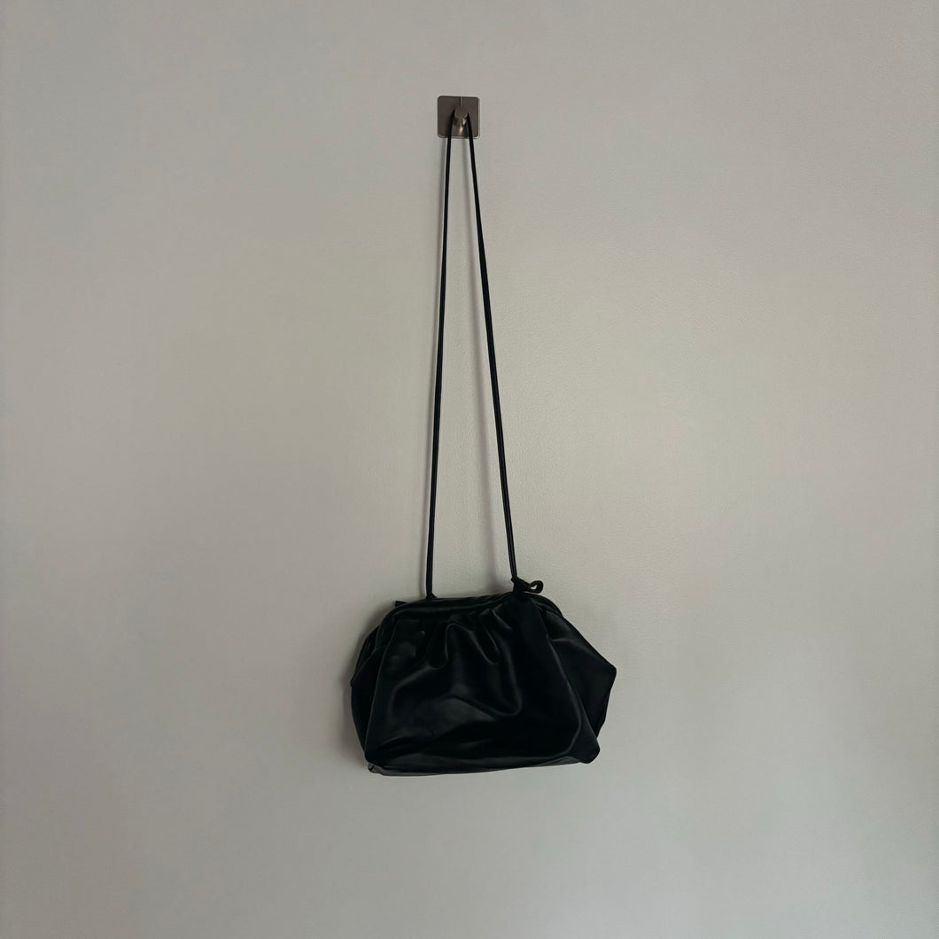 faux leather bucket bag